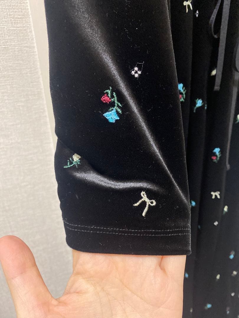 ★美品★3時間以内発送 FRAY I.D ベロアナローワンピース　ブラック