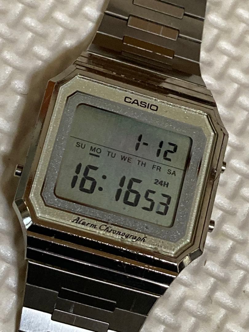 希少品 CASIO アラーム クロノグラフ SA-700