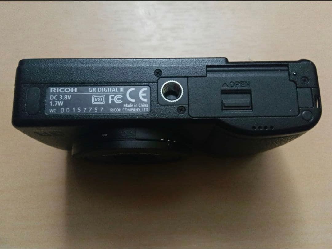 デジタルカメラ RCIOH GR DIGITAL 3