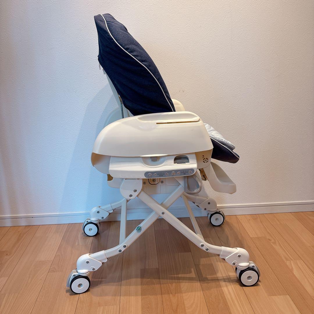 コンビ　電動ハイローチェア　ネムリラ4キャス　AUTO SWING combi