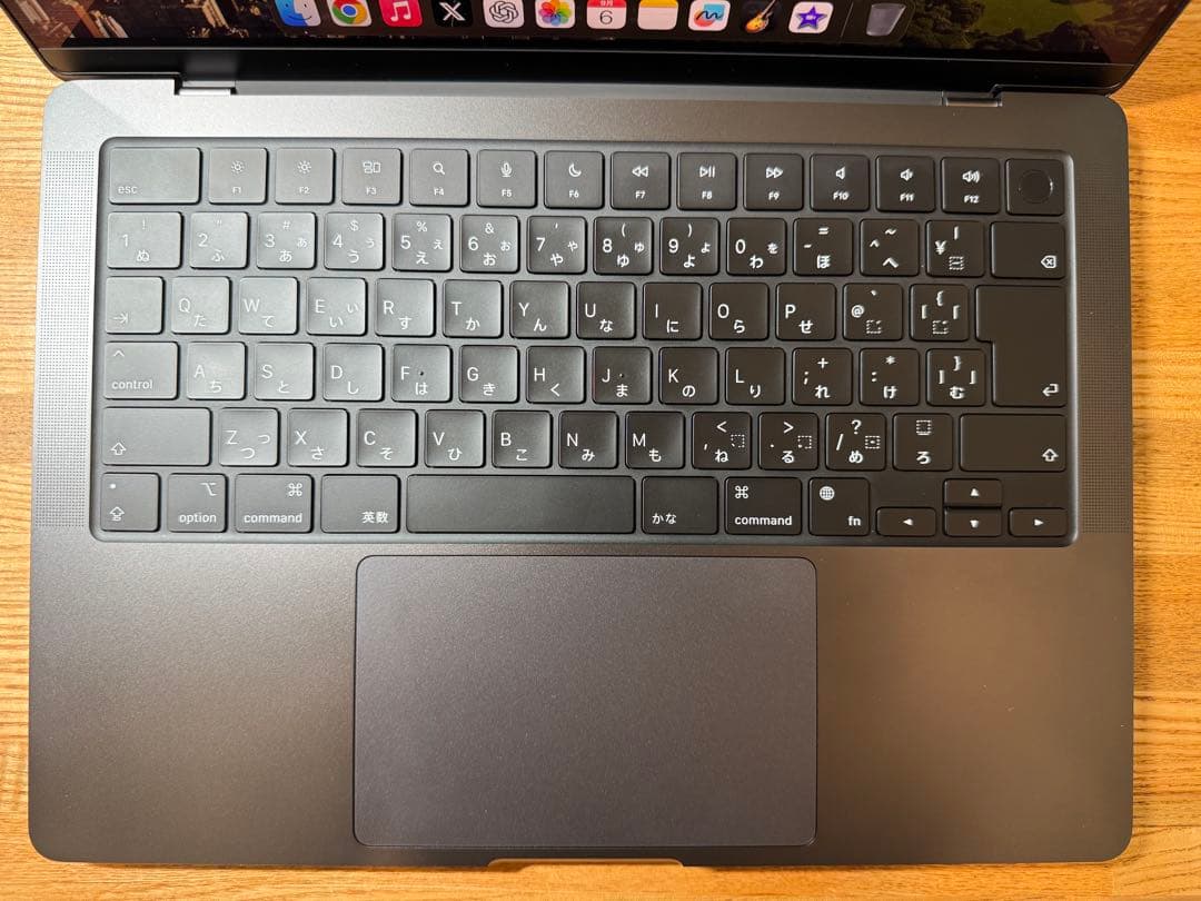 MacBook Pro 【M4（バッテリ100%）】＋おまけ付き