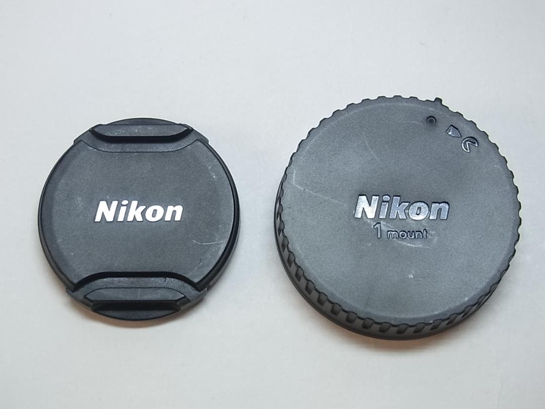 【カメラレンズ】ニコン1　Nikkor VR　10-30mm 赤