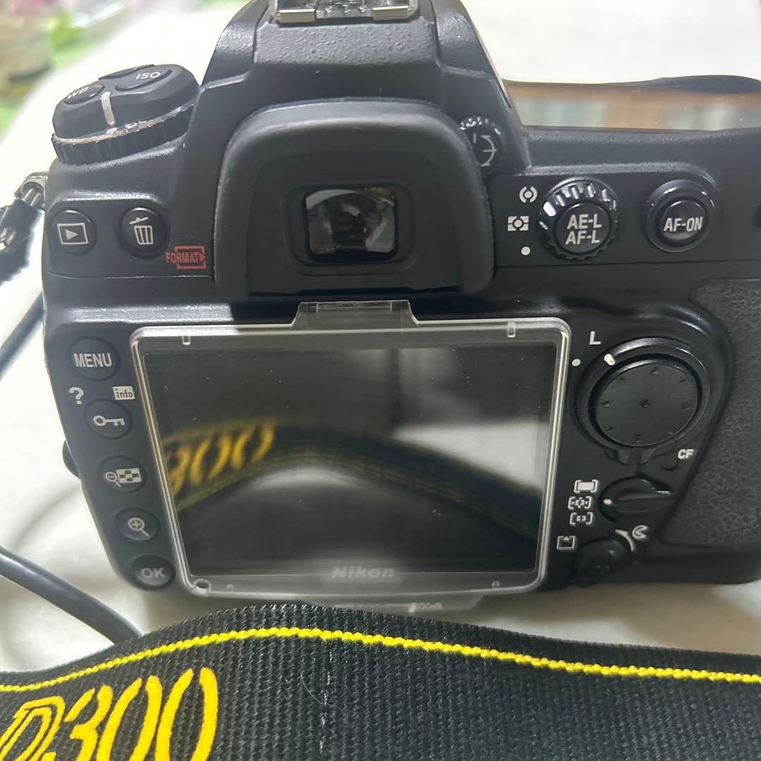 Nikon D300デジタル一眼レフカメラ