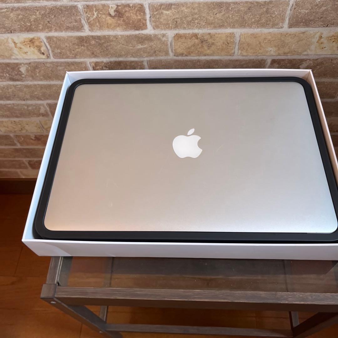 年末値下げ　MacBookAir MD760J/A