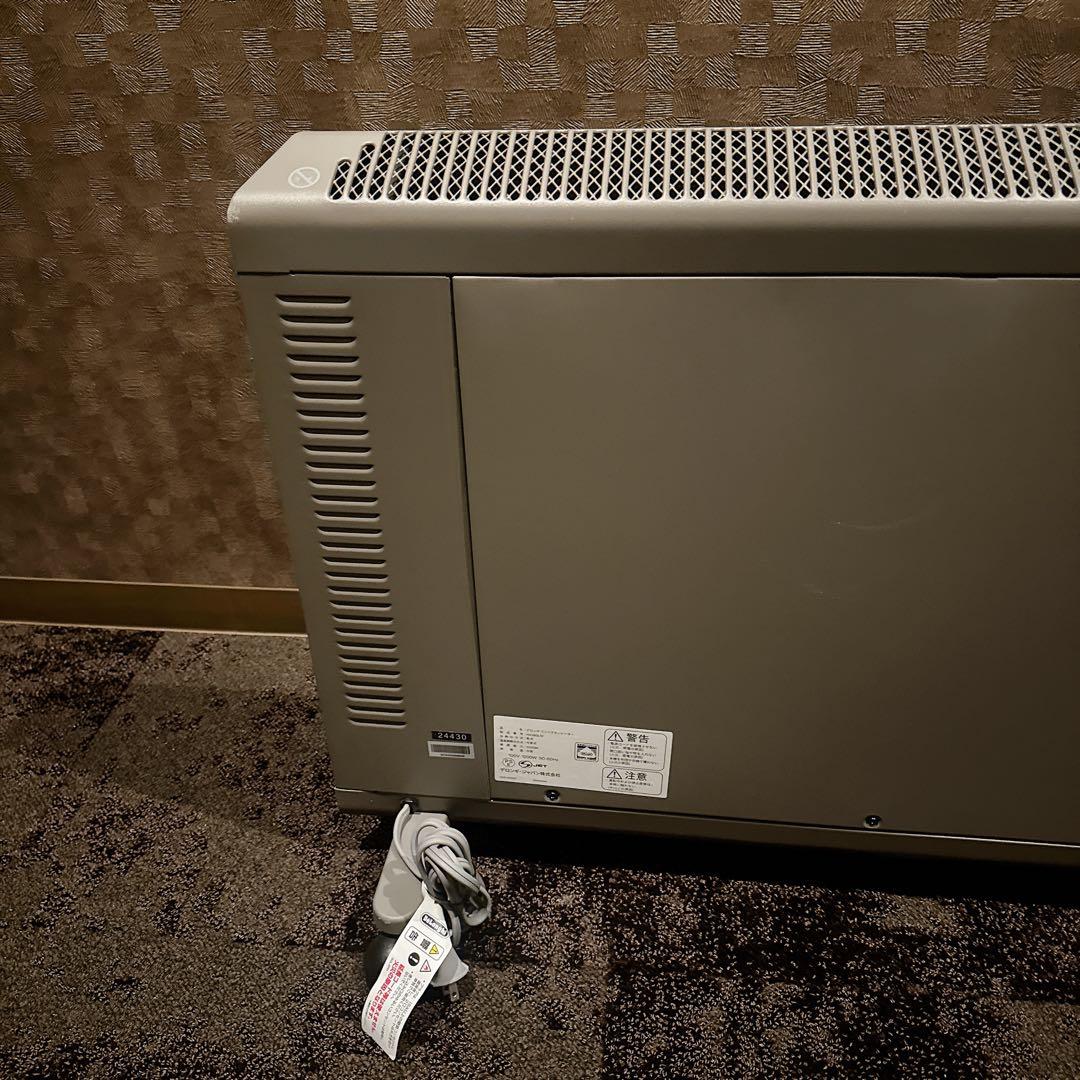 DeLonghi デロンギ HXJ60L12 コンベクターヒーター 美品