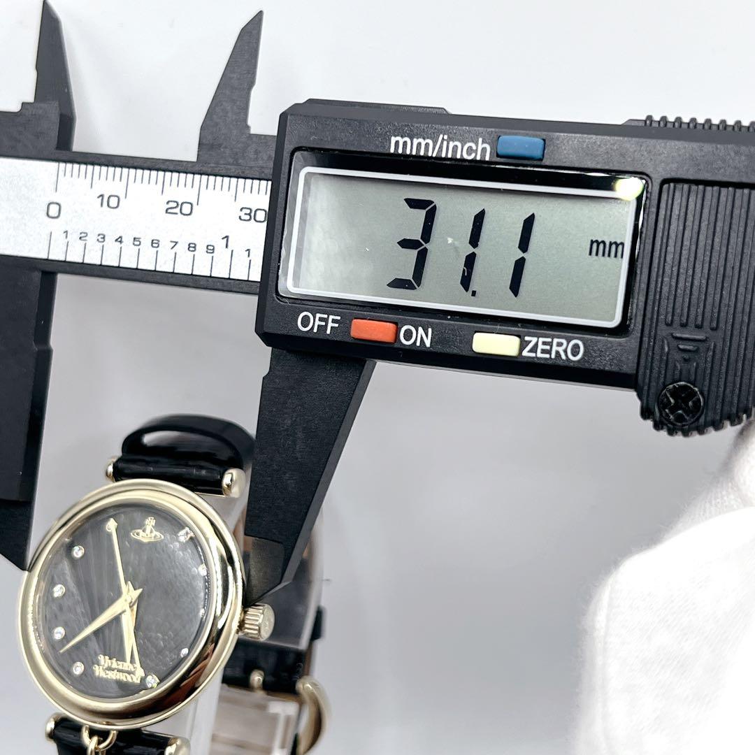 時計 Vivienne Westwood Y2K Orb Charm Watch