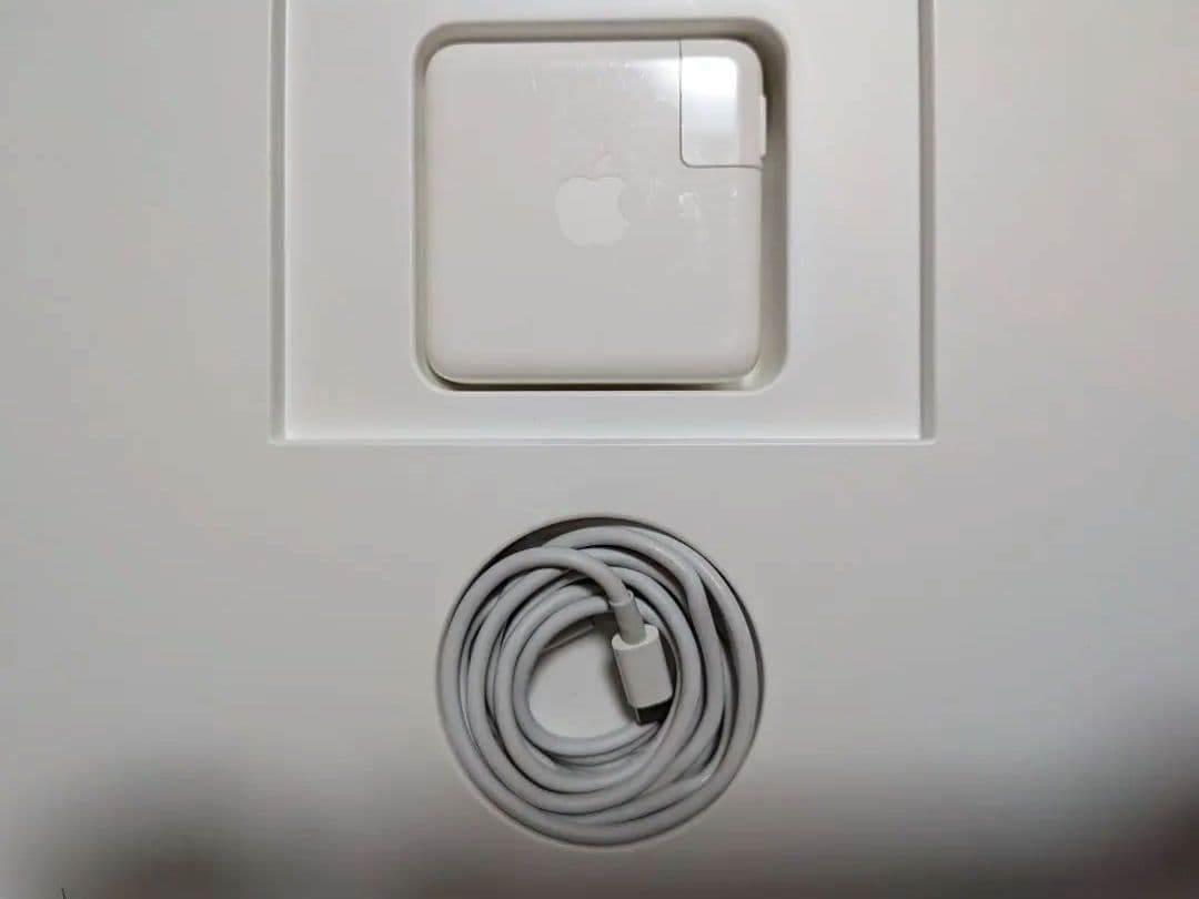 【セール中！美品✨️】macbook pro 13-inch 2018