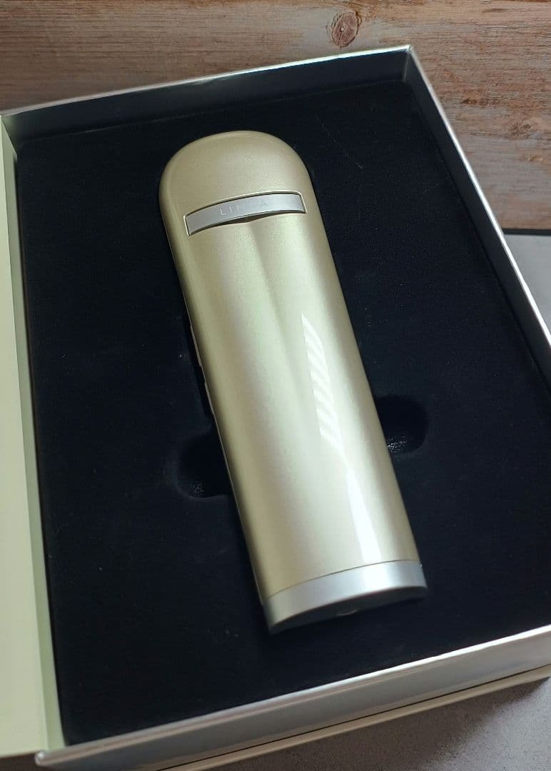 面倒なジェル不要でダウンタイムゼロ LINKA光美容美顔器”スノーフラッシュ”