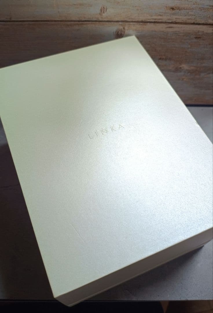 面倒なジェル不要でダウンタイムゼロ LINKA光美容美顔器”スノーフラッシュ”