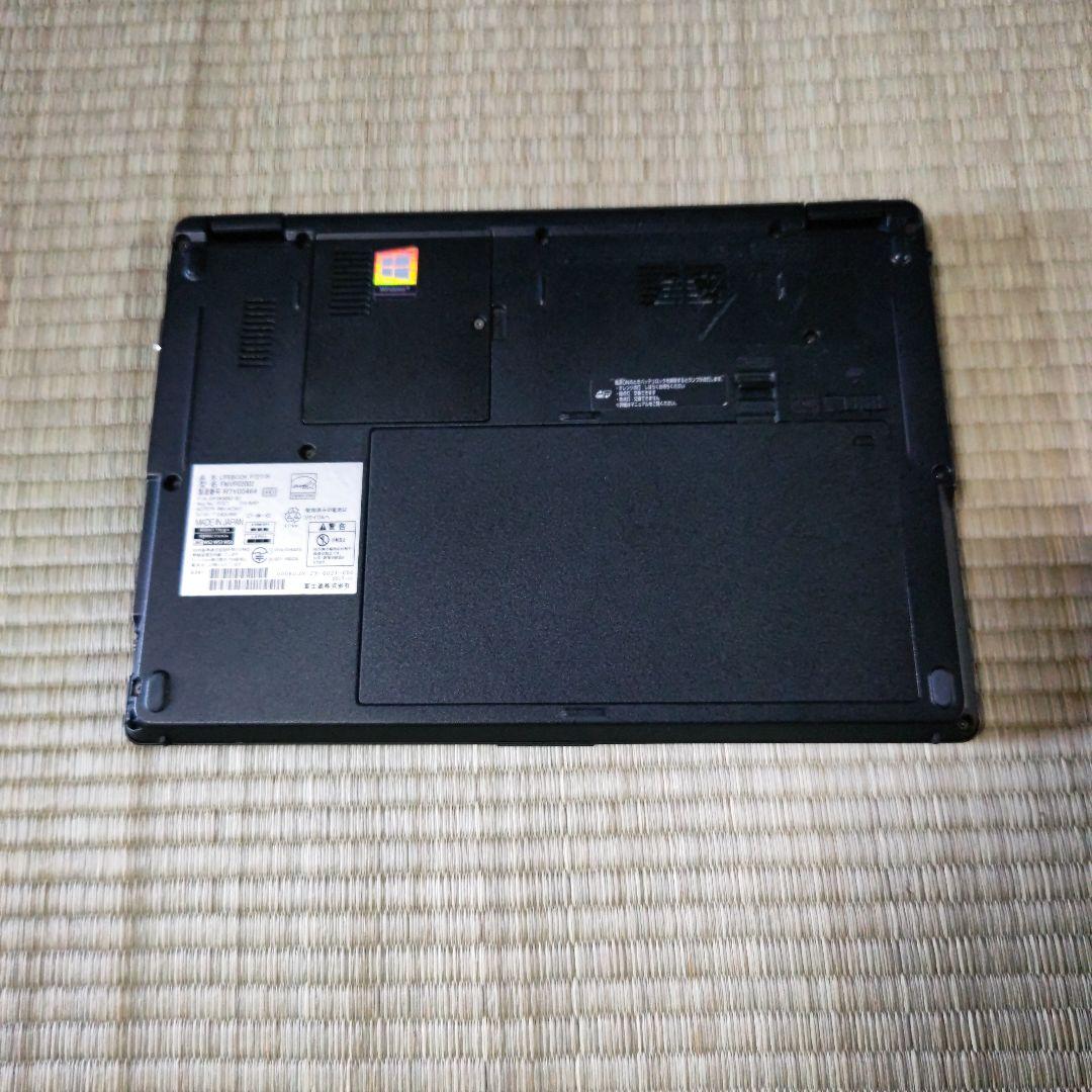 Windowsノート本体 FUJITSU LifeBook P727/R FMVP02002