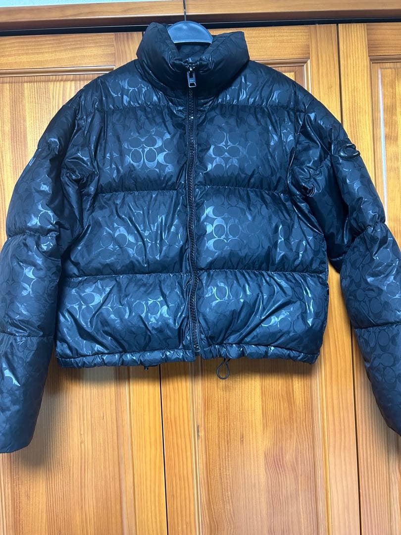 【COACH】短丈レディース　ダウンジャケット