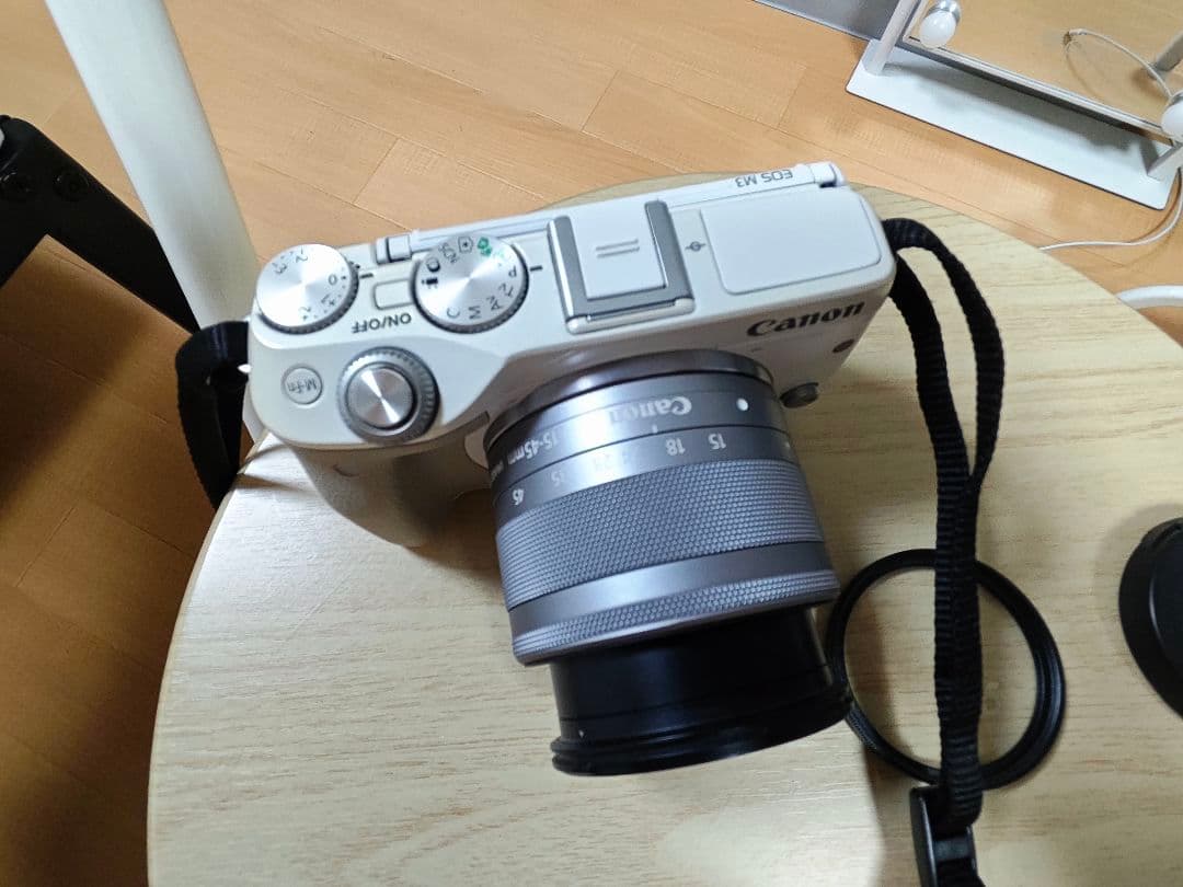 美品 激安EOS M3+15-45mmレンズ eosm3 EOSM3 キャノン