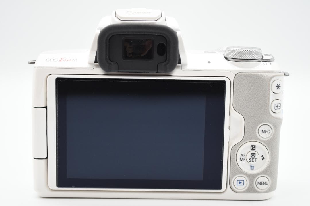 ★美品★ キヤノン EOS kiss M ホワイト＋EF-M 15-45mm