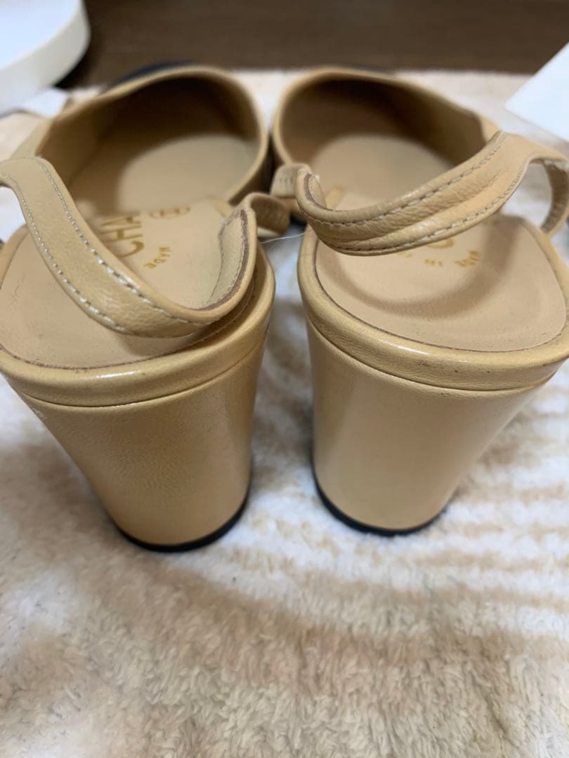 CHANEL スリングバックパンプス ベージュ・黒