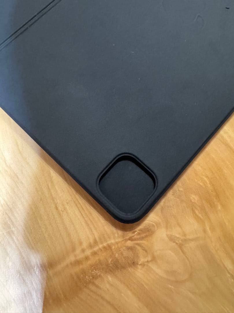 【美品】 iPad Pro 12.9第4世代+Magic Keyboard付き