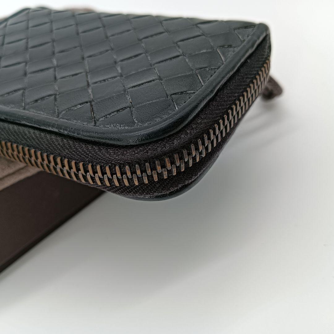 美品　BOTTEGA VENETA ケース　イントレチャート　ブラック
