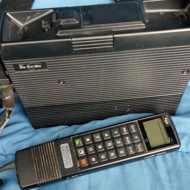 今だけ特価 ショルダーホン　DoCoMo TZ-803型