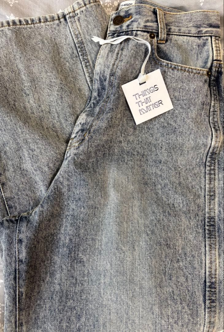 THINGS THAT MATTERニーカッティングデニムパンツ