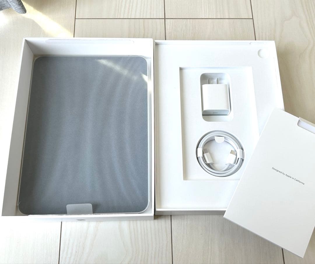 新品iPad A16 128GB Wi-Fi版　シルバー