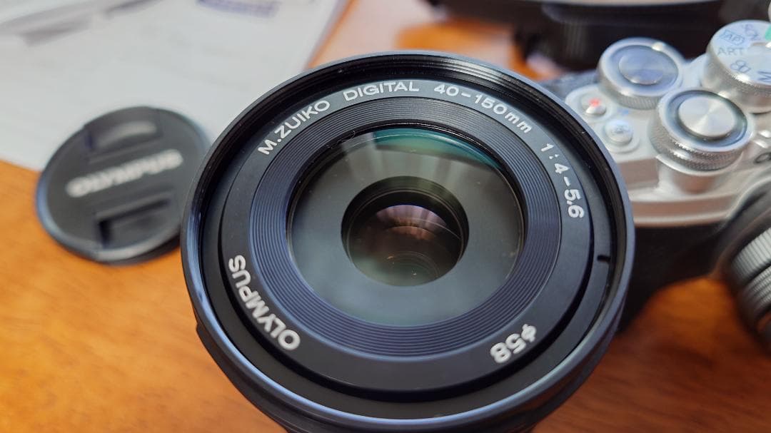 OLYMPUS OM-D E-M10 Mark IV EZダブルズームキット