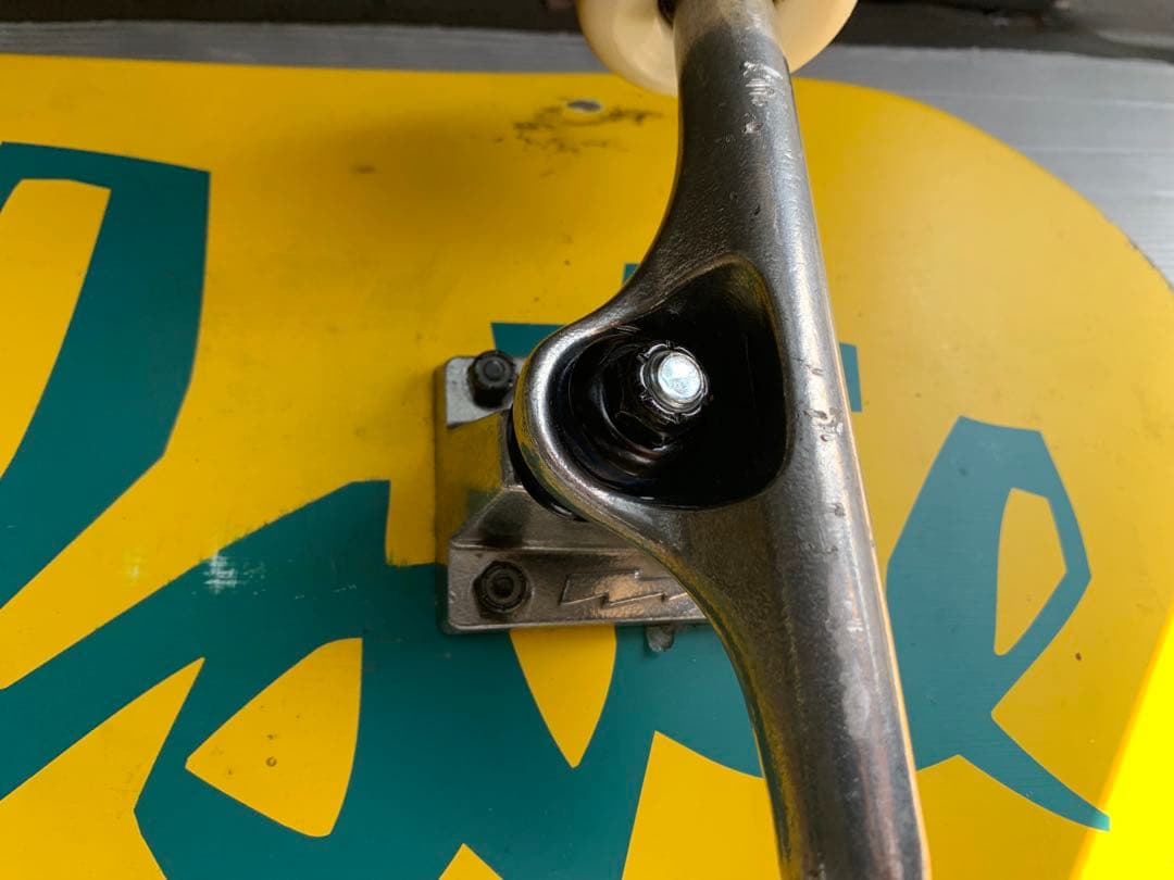 Chocolate サンダー　スケートボード　8.5