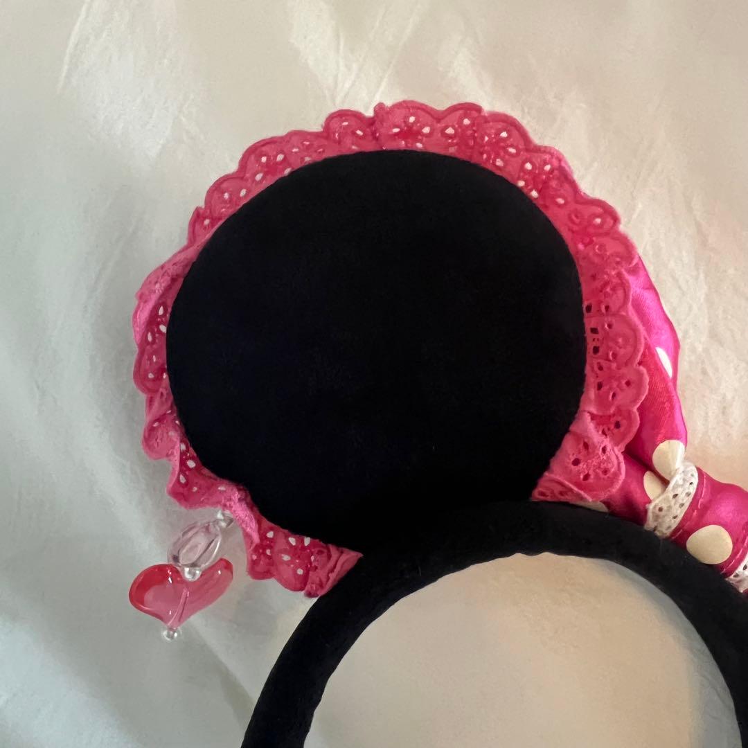 ディズニー　ミニー　水玉　ビーズ　カチューシャ　ピンク　イヤリング