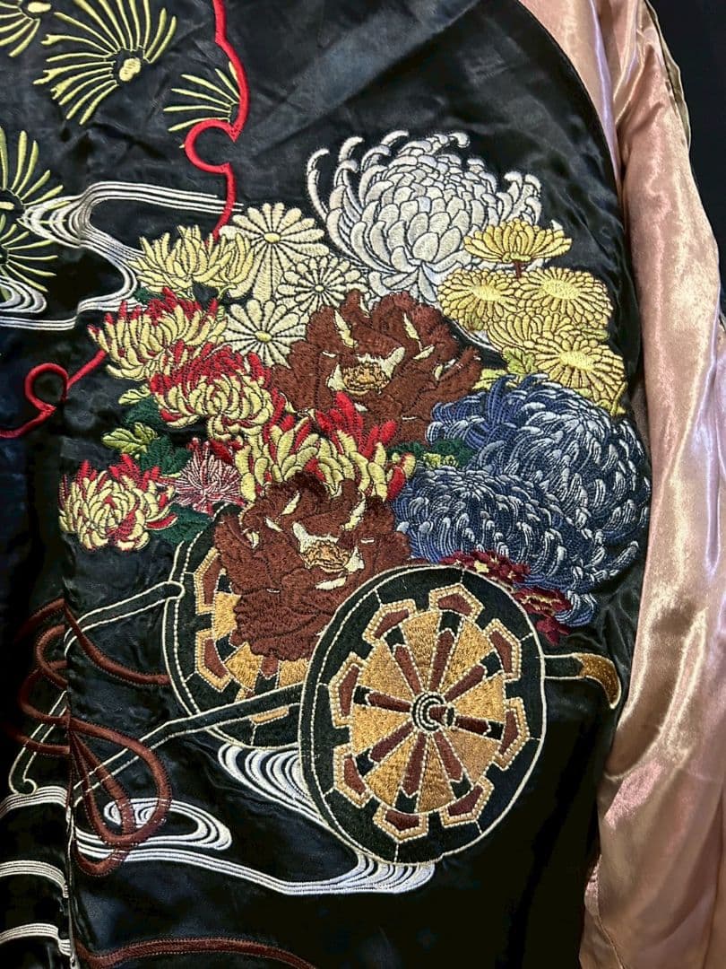 【新品タグ付き】 金魚と御所車 和柄スカジャン リバシーブル　レディースXXL