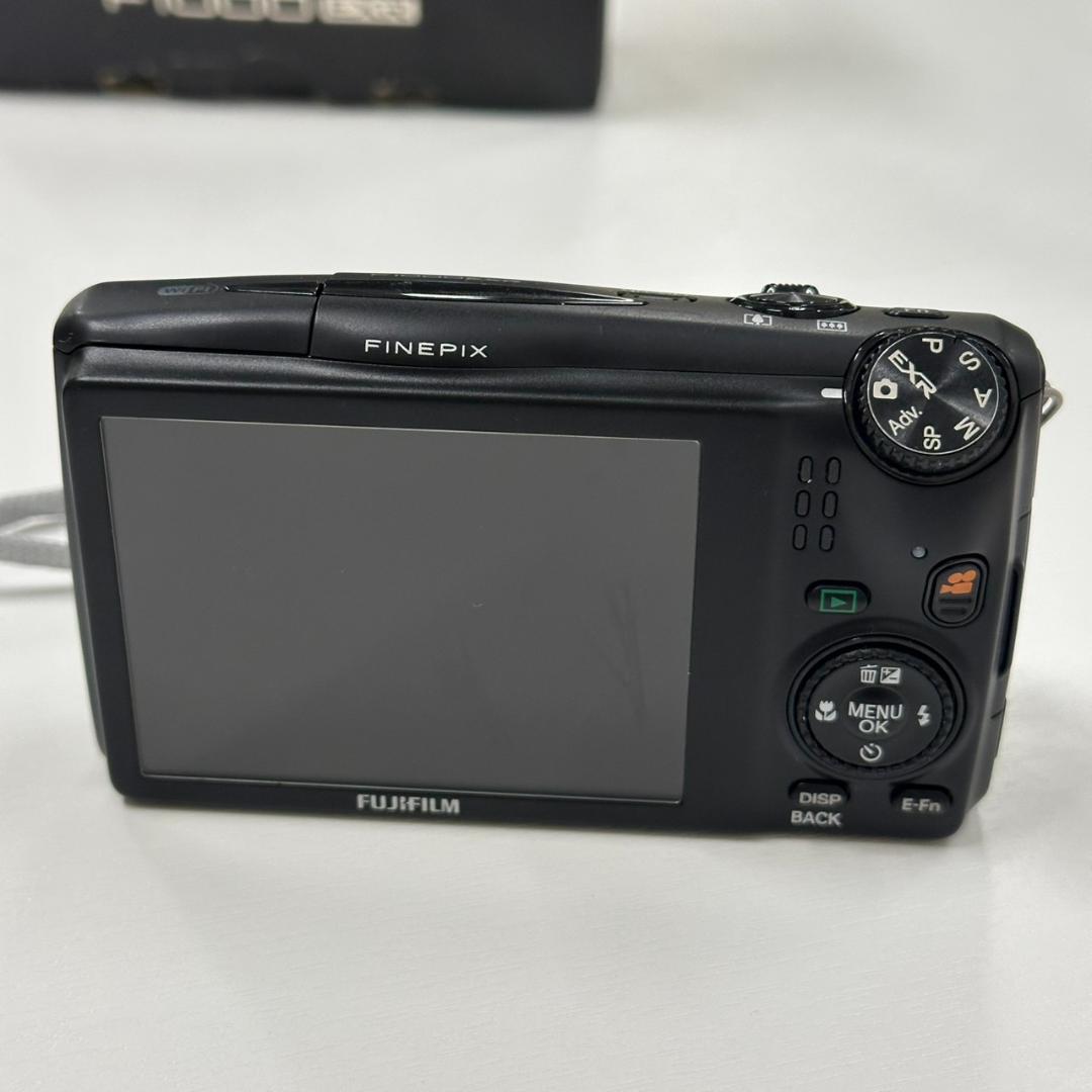 p*k様 FUJIFILM FinePix F1000EXR コンパクトデジタル