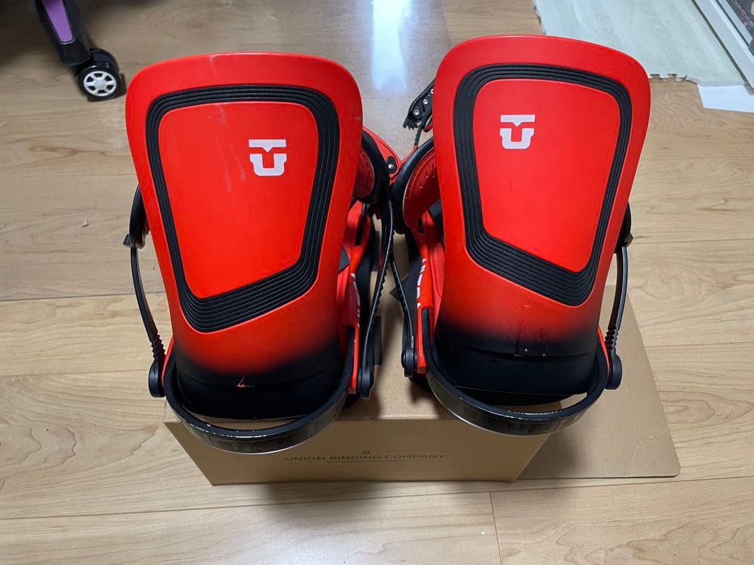 Union ultra スノーボードビンディング 赤