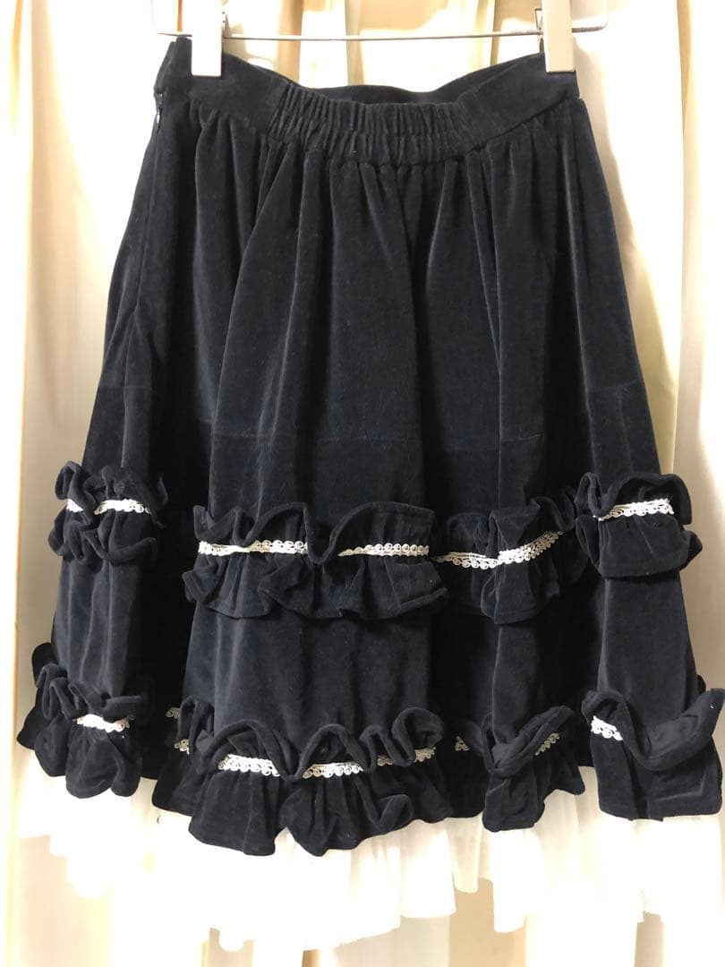 イノセントワールド黒ドットチュール別珍スカート