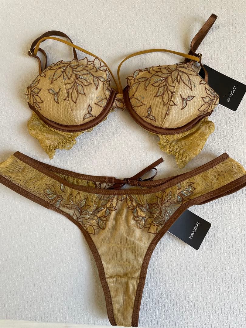 なつっくまRAVIJOUR新品未使用B65 Sブラショーツセット3点