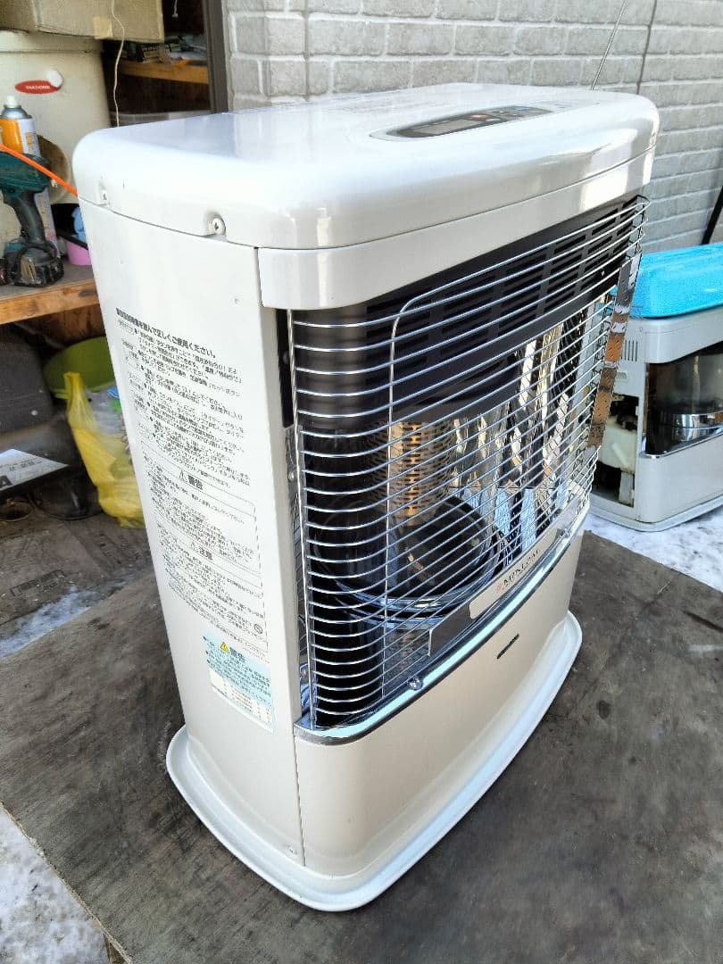 コロナFF石油ストーブミニパル！品番「FF‐VT5512P」2012年式中古品