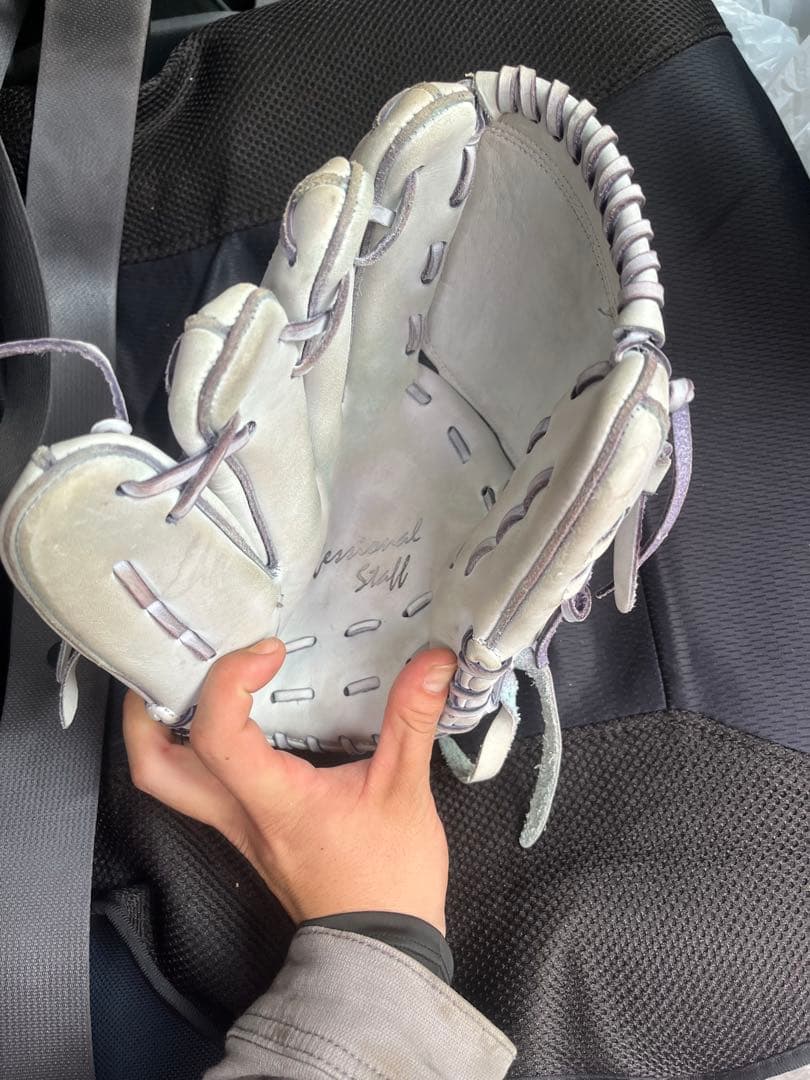 ミヤマホワイト 野球硬式グローブ左今だけ値下げしてます❗️9日まで❗️