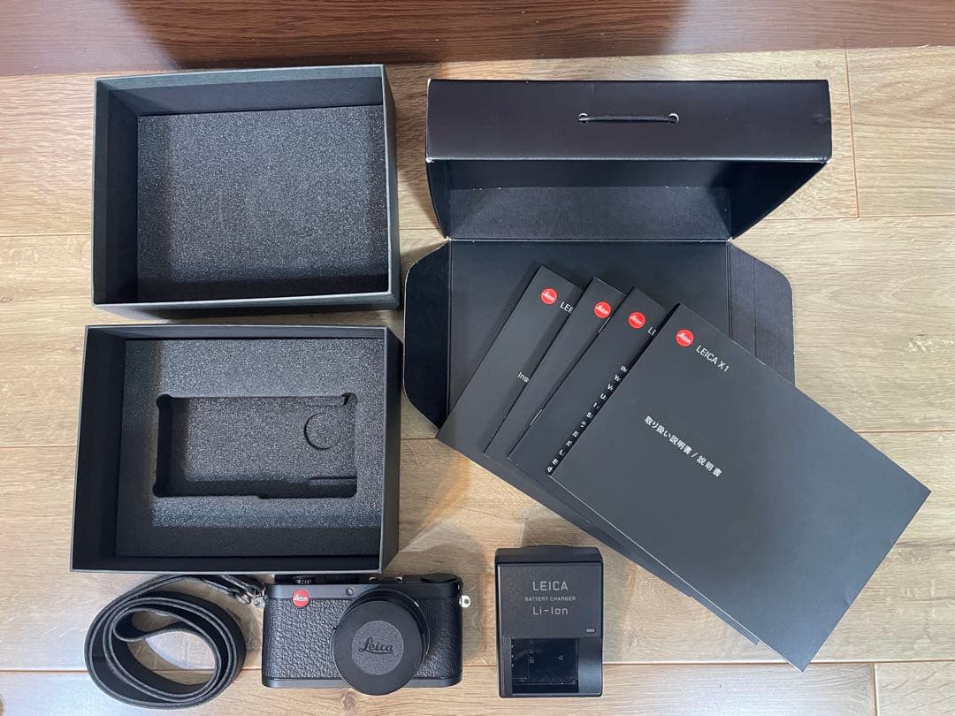 Leica ライカ X1 ブラック