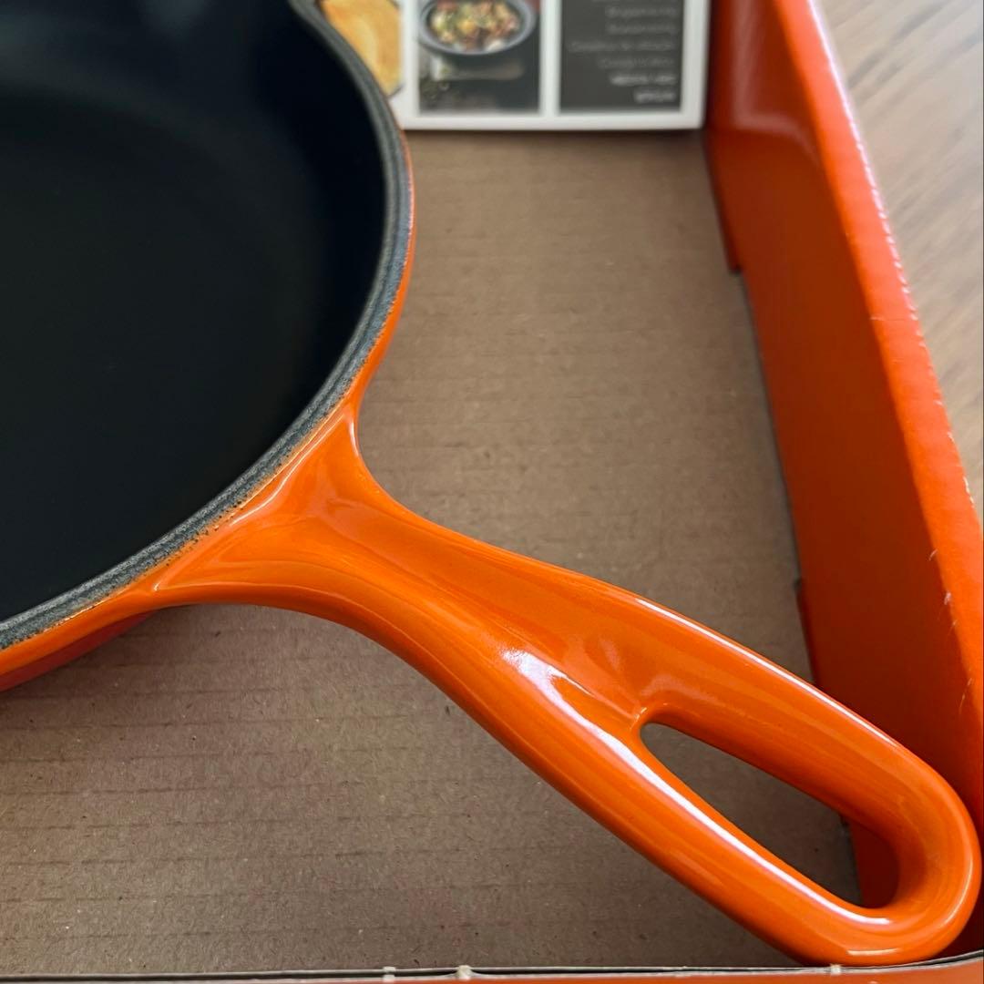 LE CREUSET ルクルーゼ スキレット20cm オレンジ　未使用