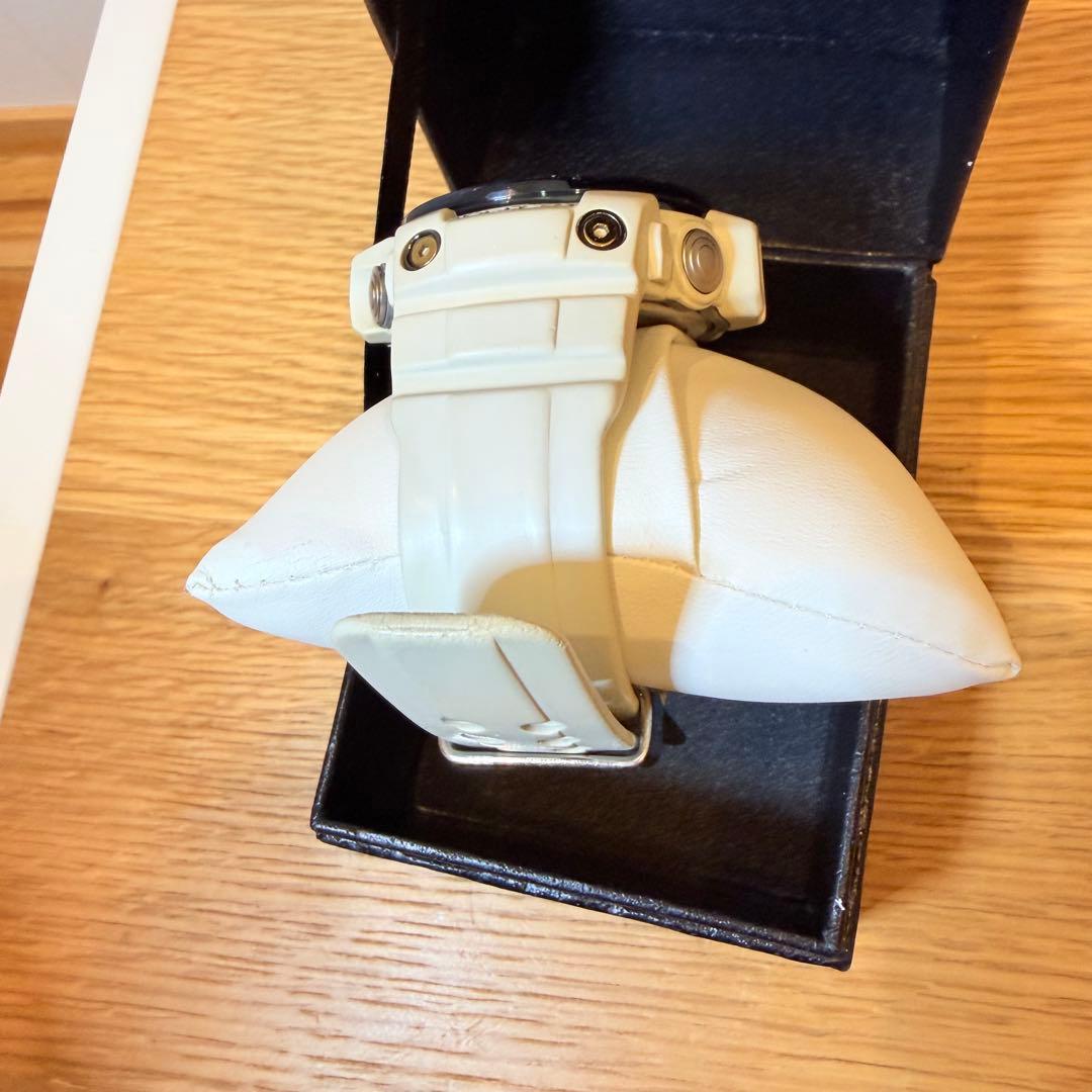 希少 白 MASTER CASIO G-SHOCK GWN-1000E 腕時計