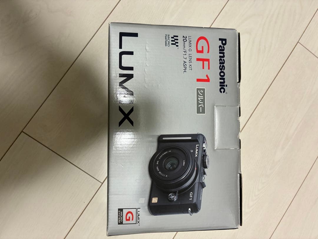 Panasonic LMIX GF1 シルバー 20mm/F1.7