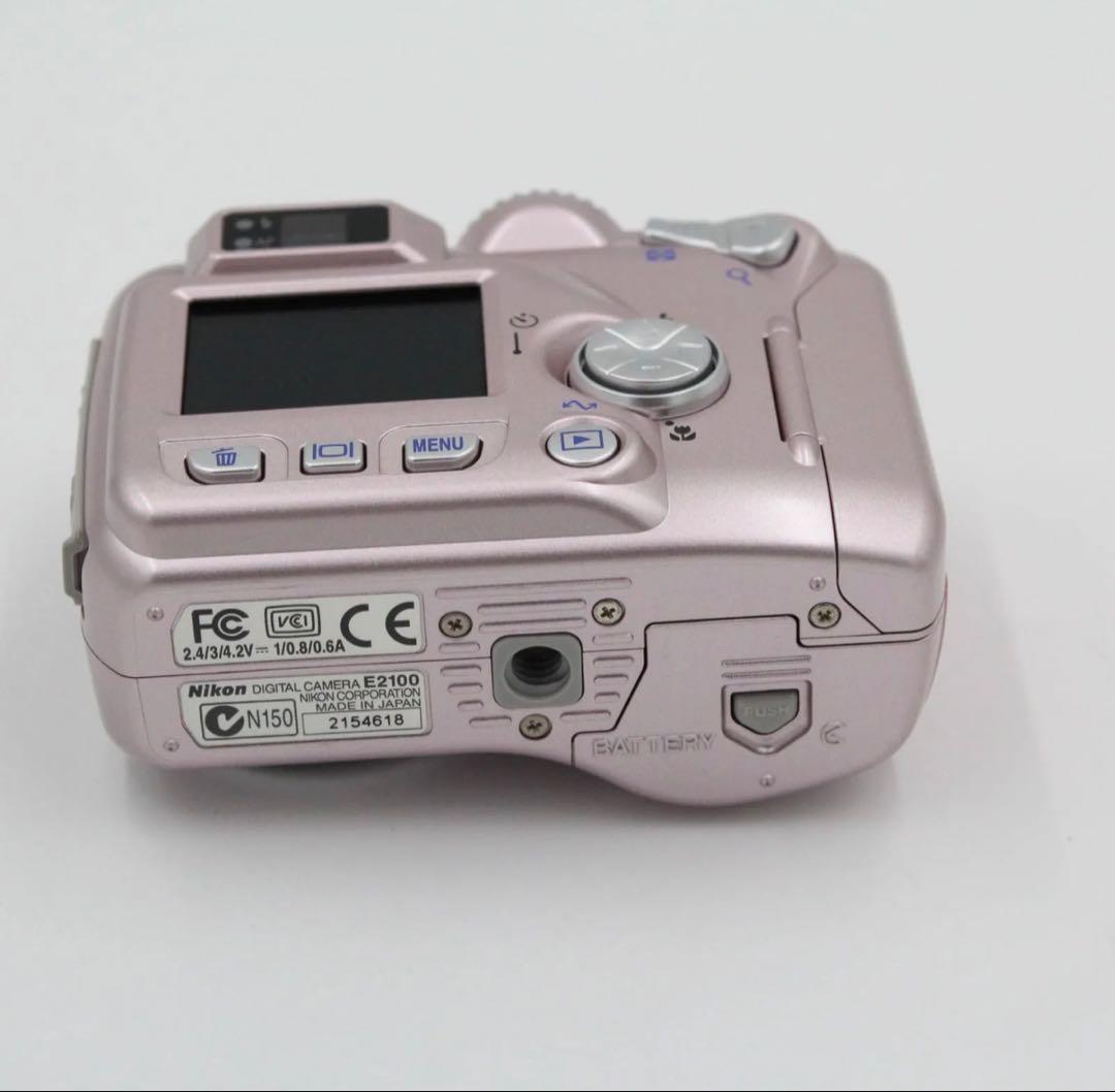 美品 Nikon COOLPIX 2100 デジタルカメラ メモリーカード付き