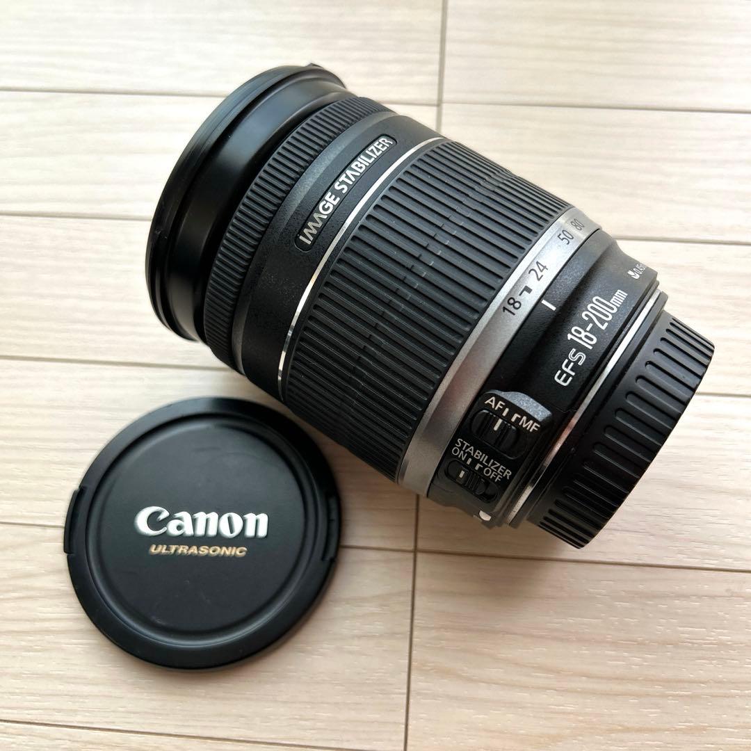 美品 Canon EF-S 18-200mm 1:3.5-5.6 IS レンズ