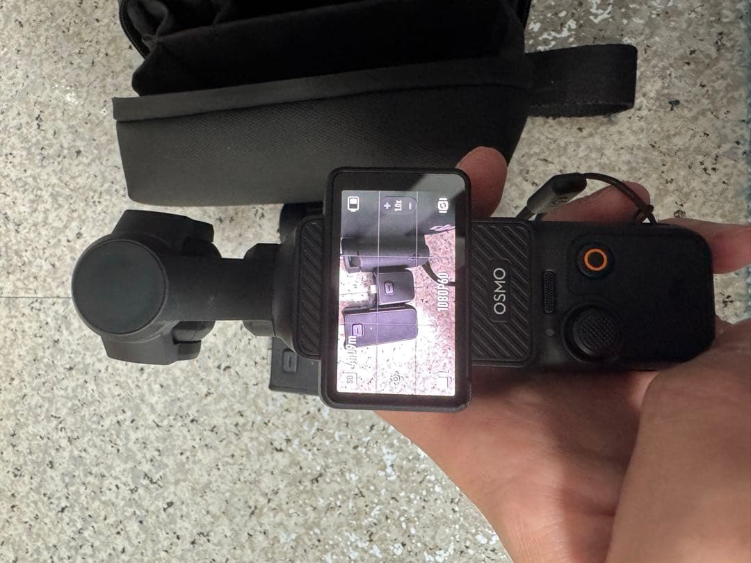 DJI OSMO pocket 3ビデオカメラ 本体 + 付属品