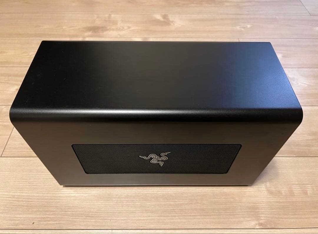 Razer Core X GPUボックス 650W