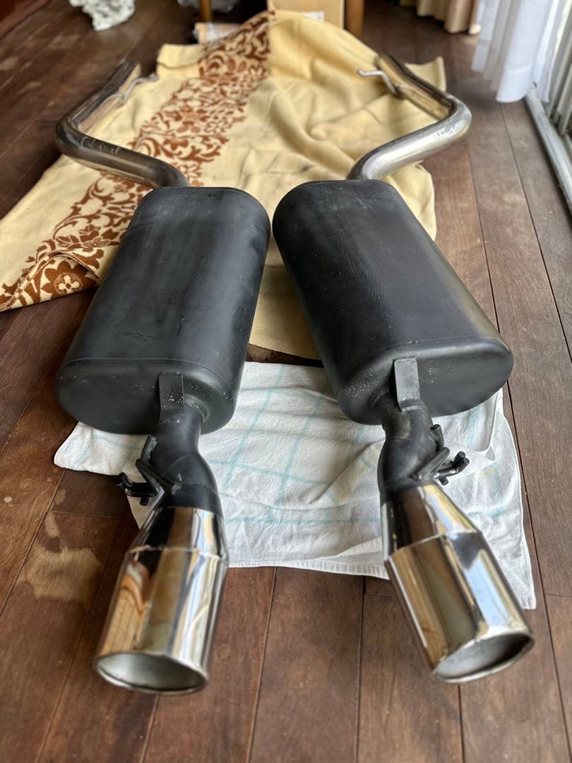 り*様 30セルシオ後期　トムスマフラー