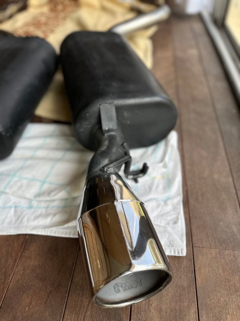 り*様 30セルシオ後期　トムスマフラー