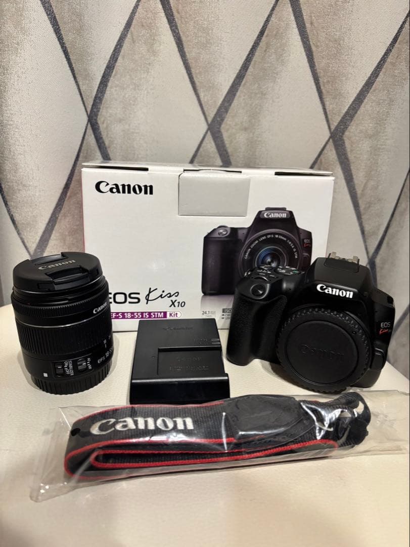 Canon EOS Kiss X10 デジタル一眼レフカメラ