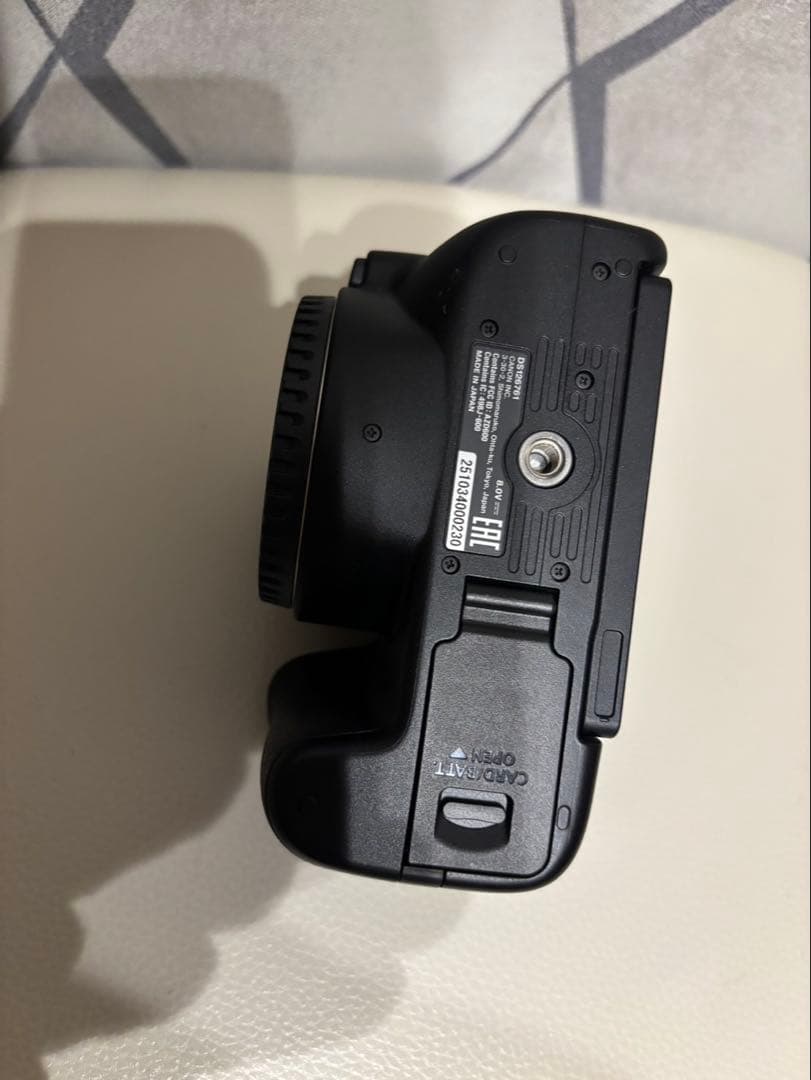 Canon EOS Kiss X10 デジタル一眼レフカメラ