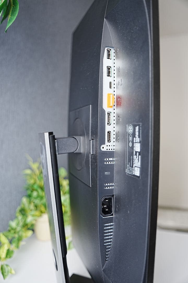 Dell P2421DC 2台セット　デル　モニター　ディスプレイ　24インチ