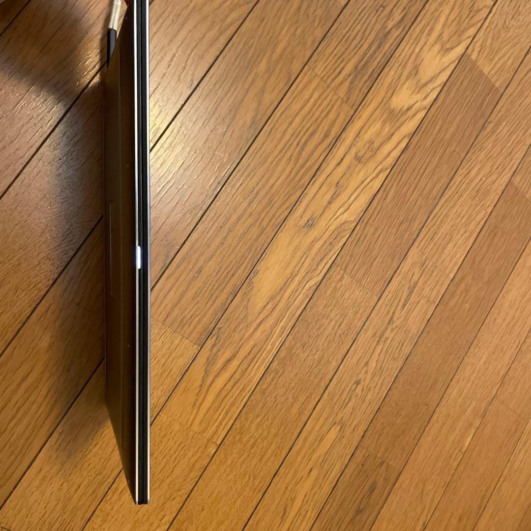 ジャンク品　DELL XPS 13 9365 i7第7世代 16GB 本体のみ