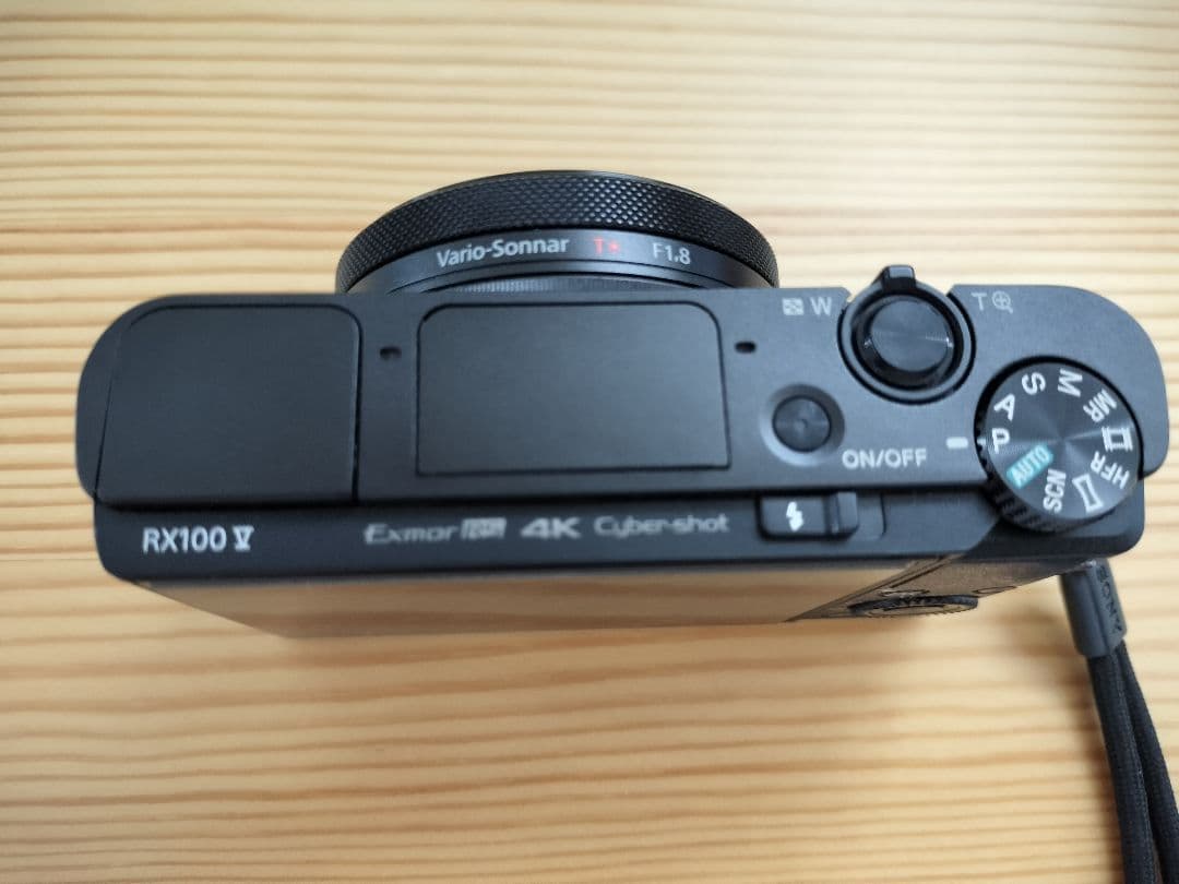 【値下げ】SONY RX100M5（使用回数少・美品)＋バンナイズデジカメケース