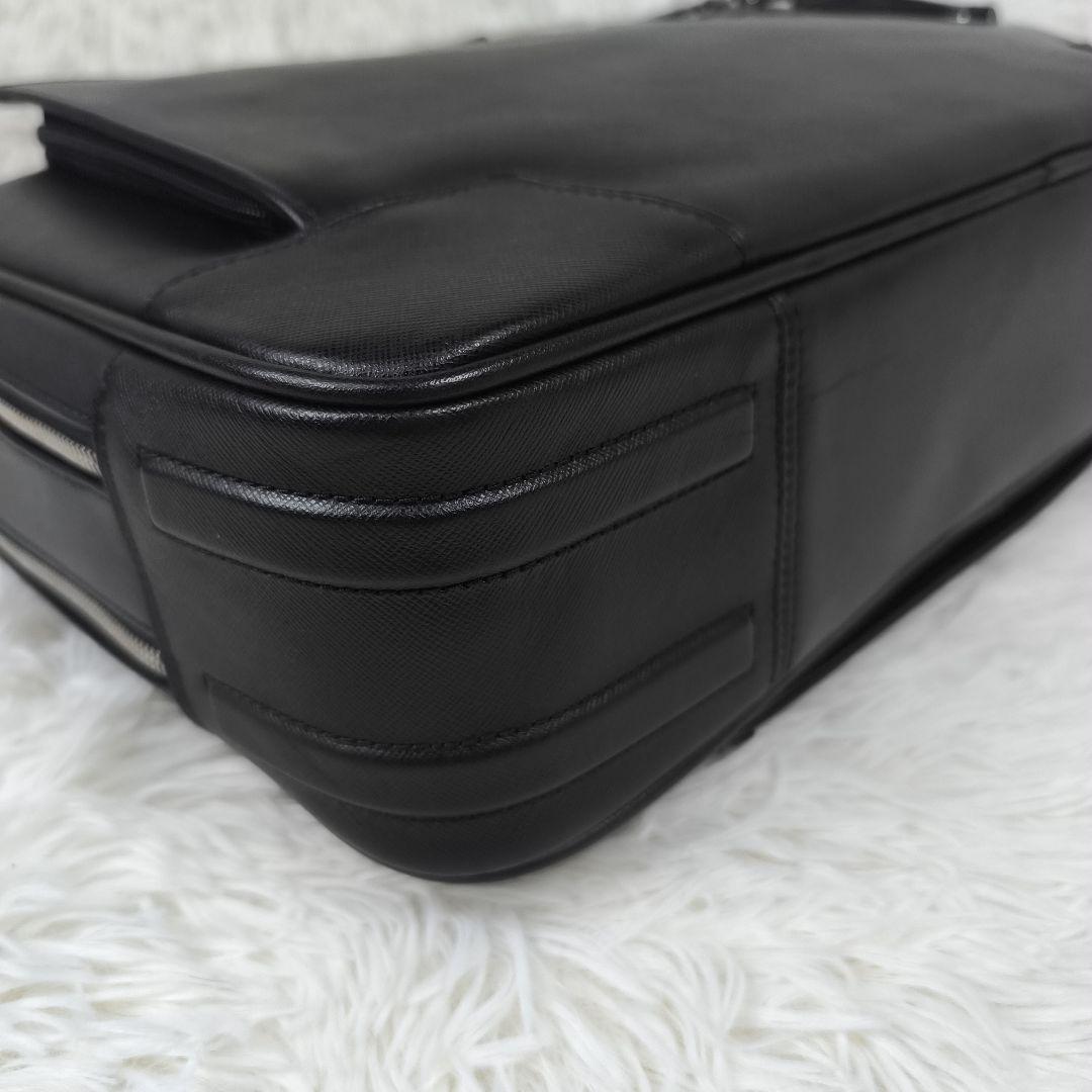 ✨極美品✨ トゥミ ブリーフケース アンソニア レザー 2層 B4 2way 黒