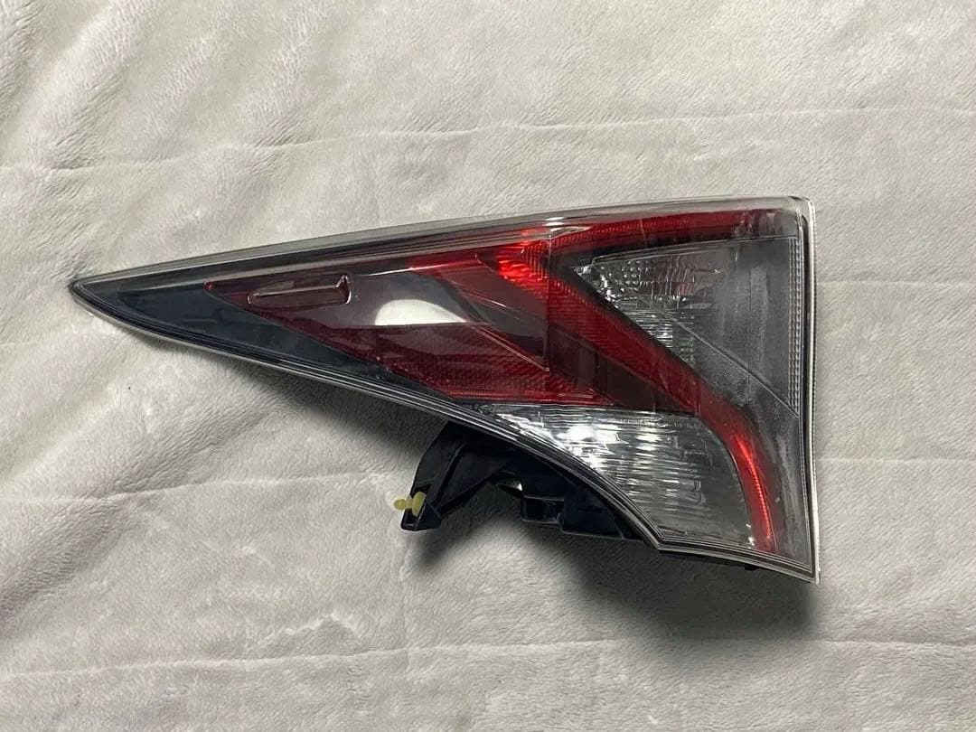 50プリウス 前期　ZVW50 テールライト 4個セット ICHKOH